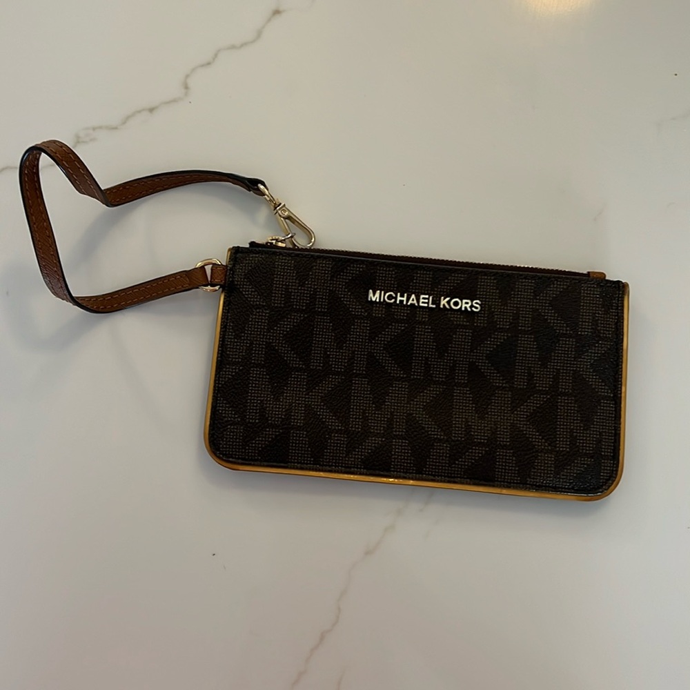 Michael Kors wristlet